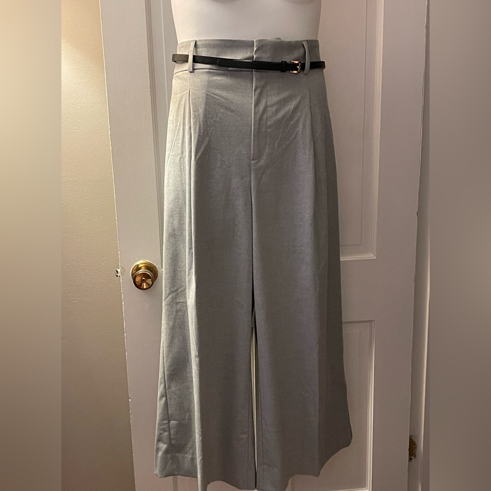 Banana Republic wide leg trousers, size 18!